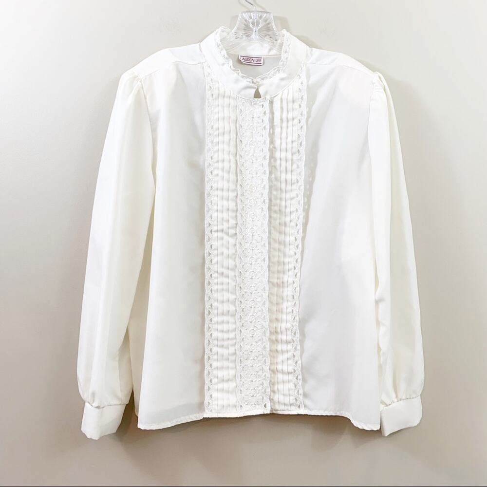 Vintage Lauren Lee Pintuck Floral Embroidered Detail Cream Blouse